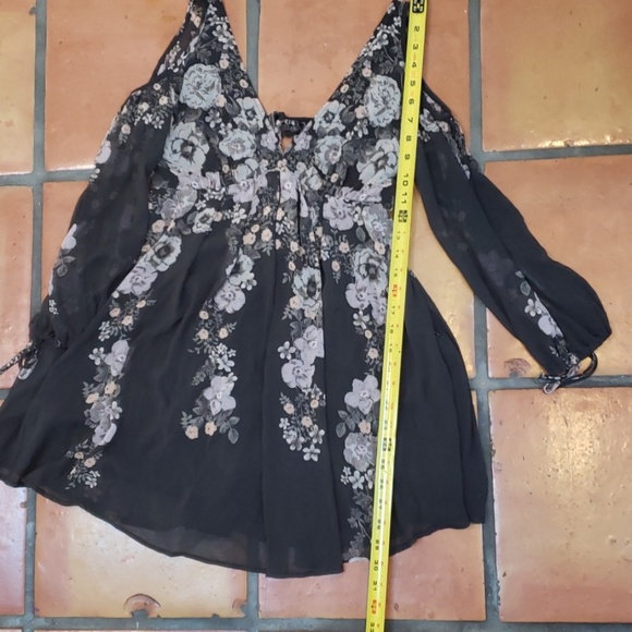 Free People cold shoulder floral dress - Picture 7 of 8